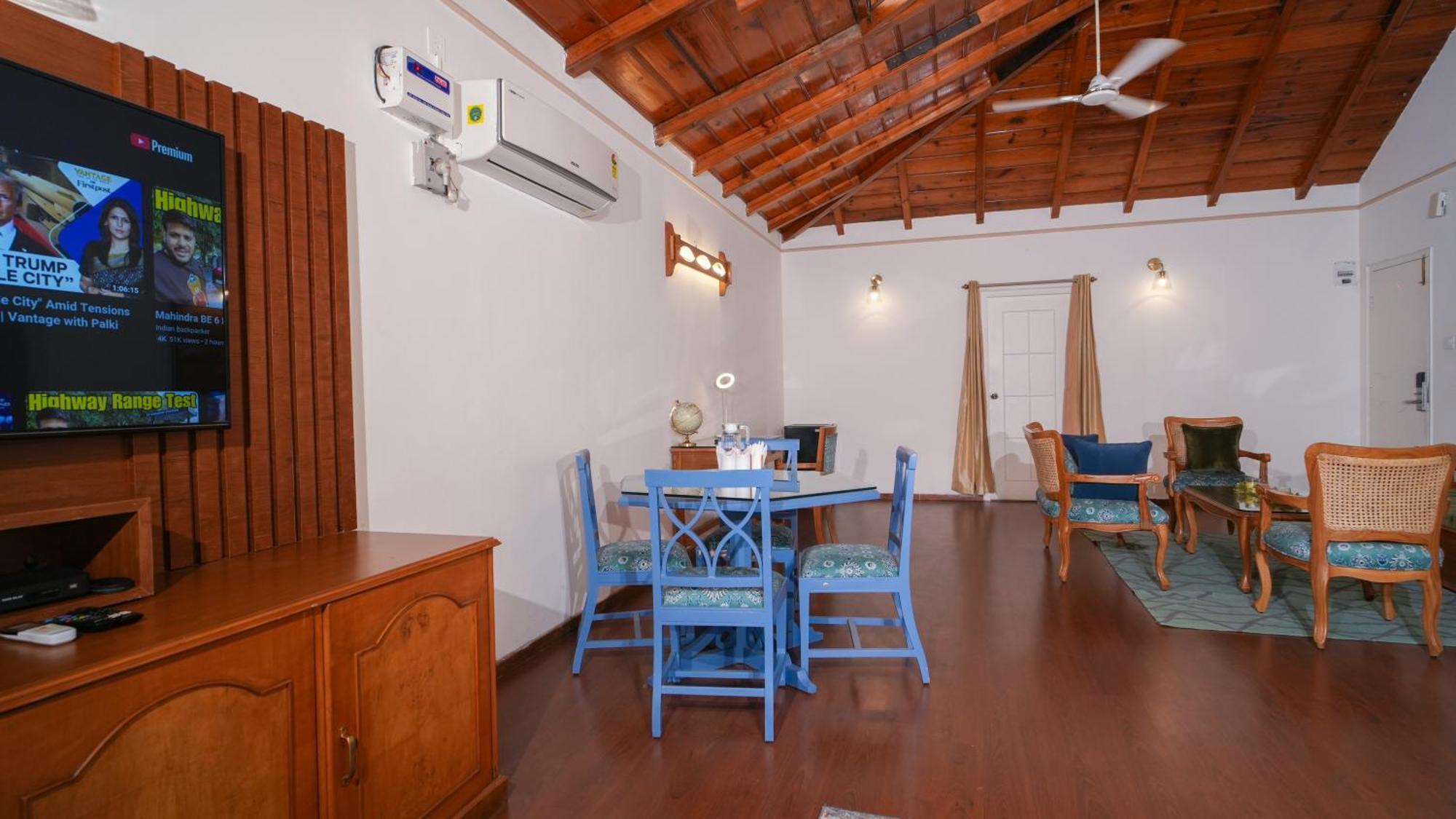 Neelesh Inn- A Luxury Lake View Hotel- 20 Kms From Nainital Bhīm Tāl Esterno foto